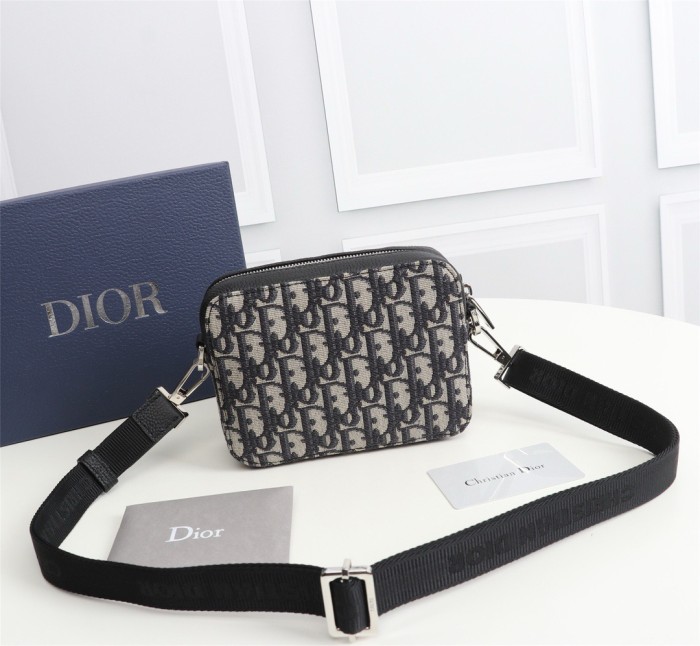 Dior Mens Shoulder Bags 17*12*6cm