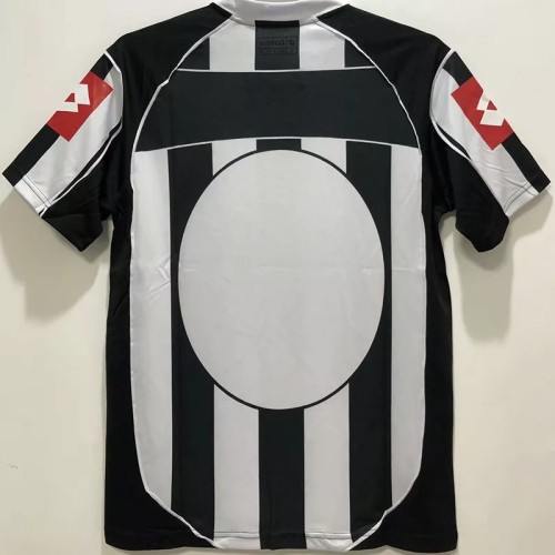 2002-2003 JUV Home Retro Soccer Jersey