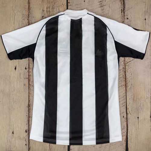 2005-2006 Newcastle Home Retro Soccer Jersey