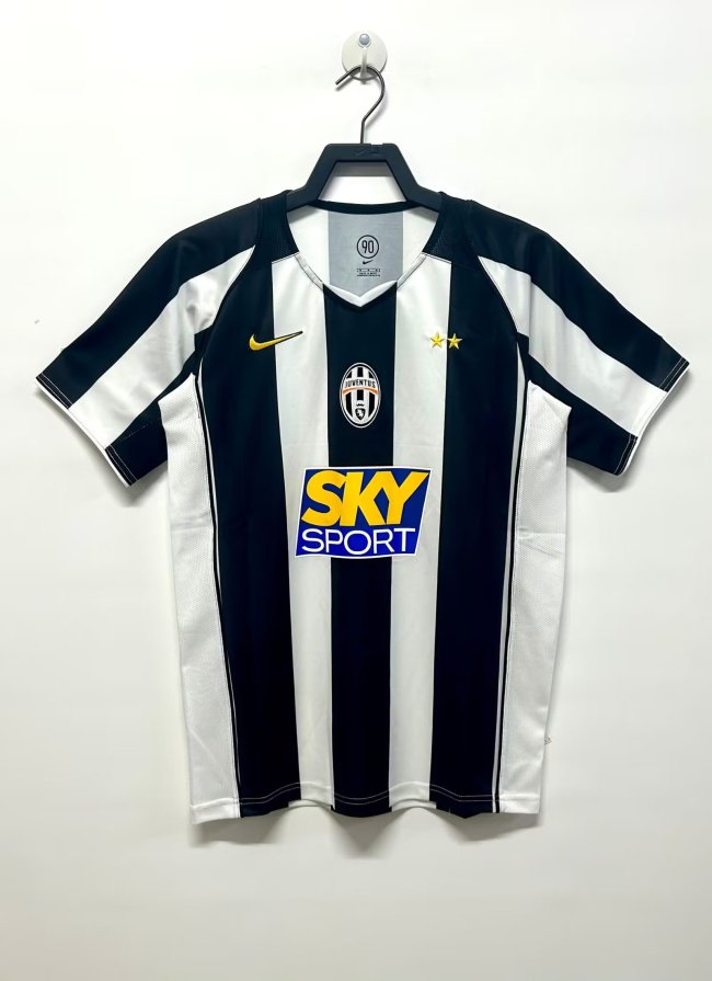 2004-2005 JUV Home Retro Soccer Jersey