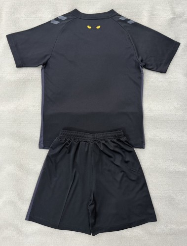 25-26 Sunderland Third Adult Suit