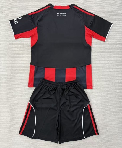 25-26 Frankfurt Home Adult Suit