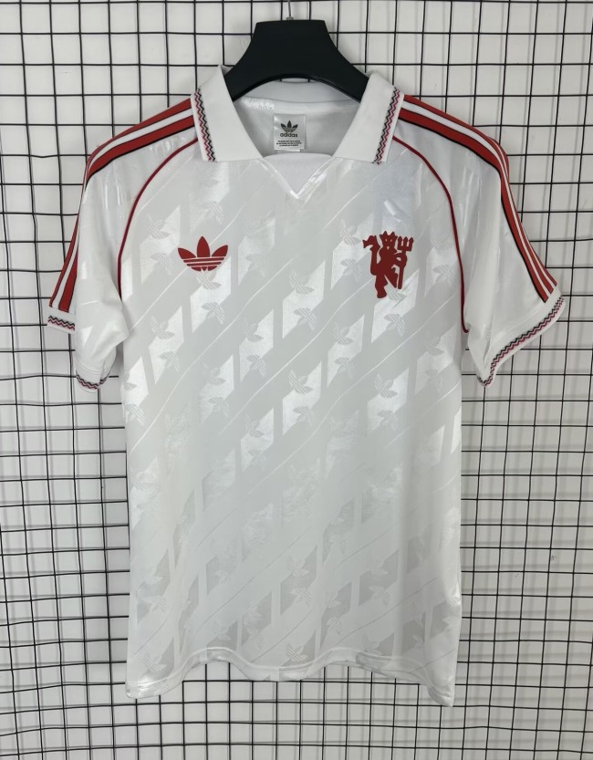 26-27 Man Utd White Special Edition Training shirts