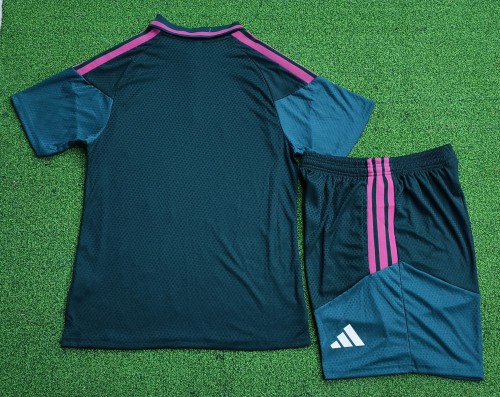 26-27 RMA High Quality Player Version Half Pull Training Short Suit  (球员套装)