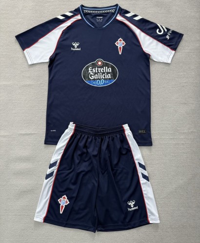 26-27 Celta Away Adult Suit