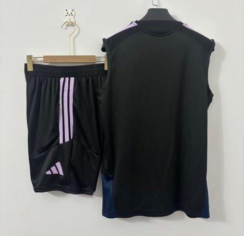 26-27 Newcastle High Quality Tank Top And Shorts Suit