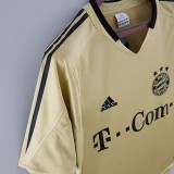 2004-2005 Bayern Away Retro Soccer Jersey