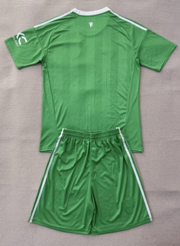 25-26 Man Utd Green GoalKeeper Kids Soccer Jersey 1:1 Thai Quality