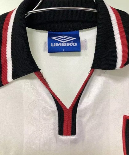 1999 Manchester United White Retro Soccer Jersey