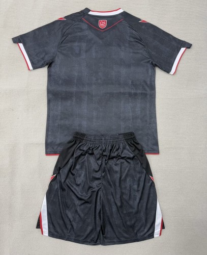 25-26 West Bromwich Third Adult Suit