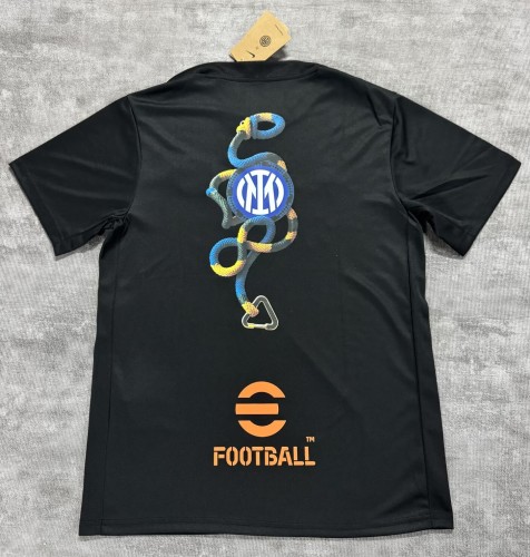 26-27 INT Black Training shirts