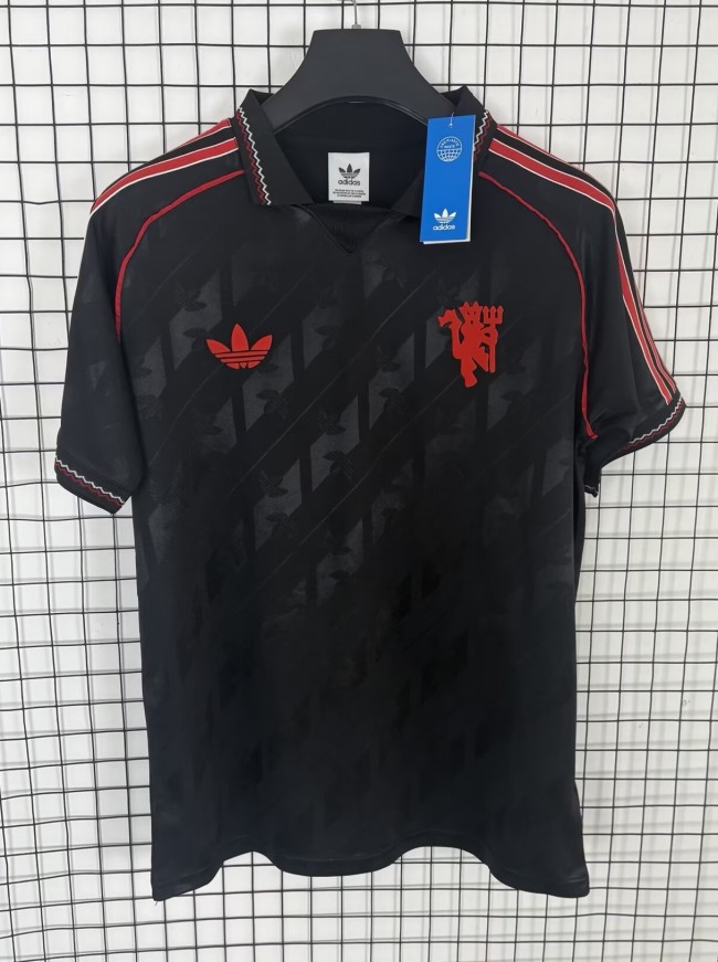 26-27 Man Utd Black Special Edition Training shirts