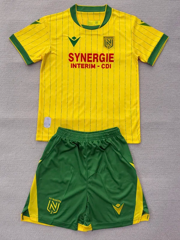 25-26 Nantes Home Adult Suit