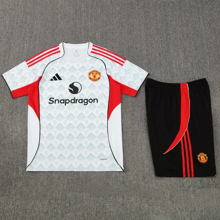 25-26 Man Utd White Training Short Suit