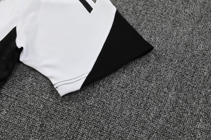 2025-26 Man Utd White Training Short Suit