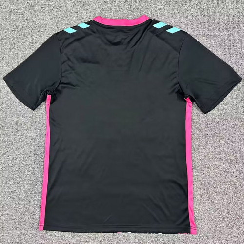 2025-26 Sunderland Black GoalKeeper Soccer Jersey