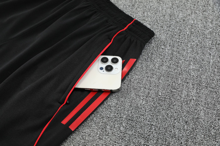 2025-26 Man Utd Red Training Short Suit