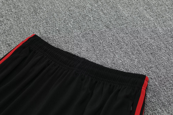 25-26 Bayern White Half Pull Tracksuit (半拉链)