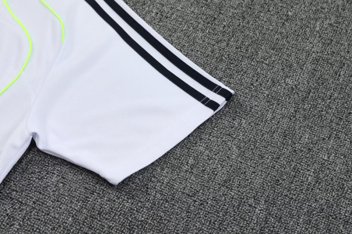 25-26 RMA White Training short Suit