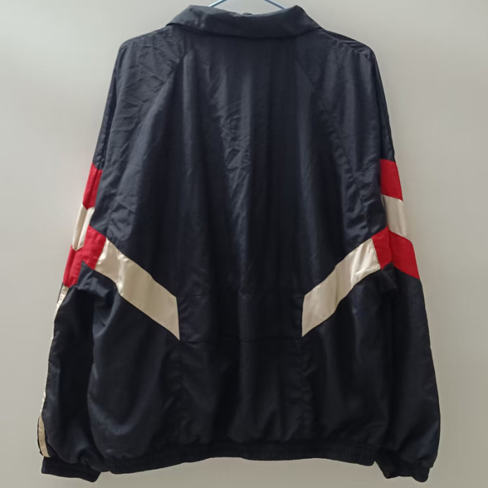 24-25 Man Utd Black Windbreaker