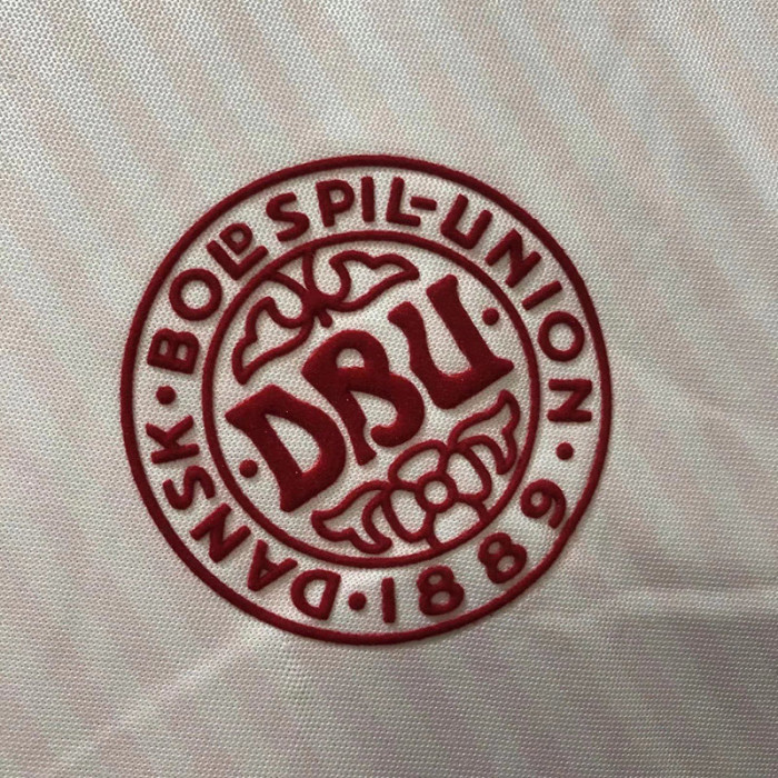 1986 Denmark Away Retro Soccer Jersey