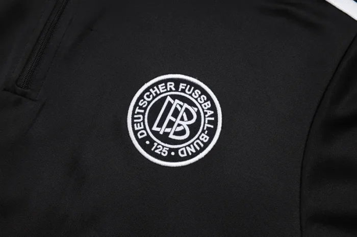 2025-26 Germany Black Half Pull Tracksuit #B2579(半拉链）