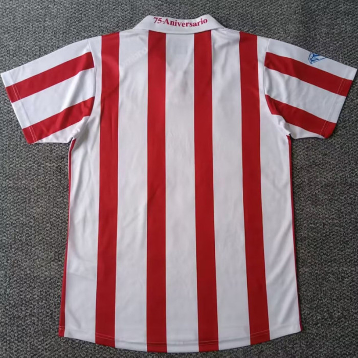 2005-2006 Granada Home Retro Soccer Jersey(带章)