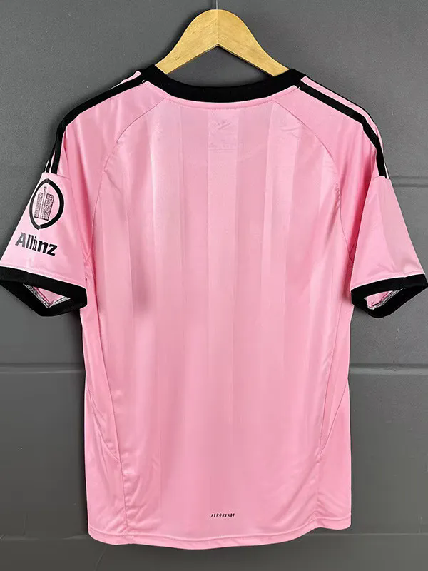 2025-26 Bayern Pink Goalkeeper Fans Soccer Jersey