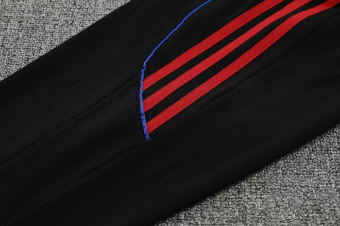 25-26 Bayern White Half Pull Tracksuit (半拉链)