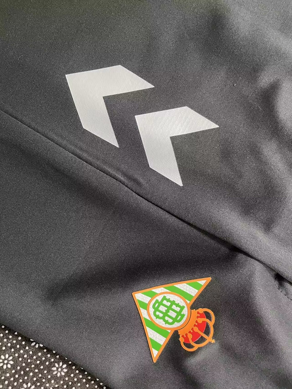 24-25 Real Betis Fluorescent green Half Pull Tracksuit (Pants Have Pocket)(半拉链)
