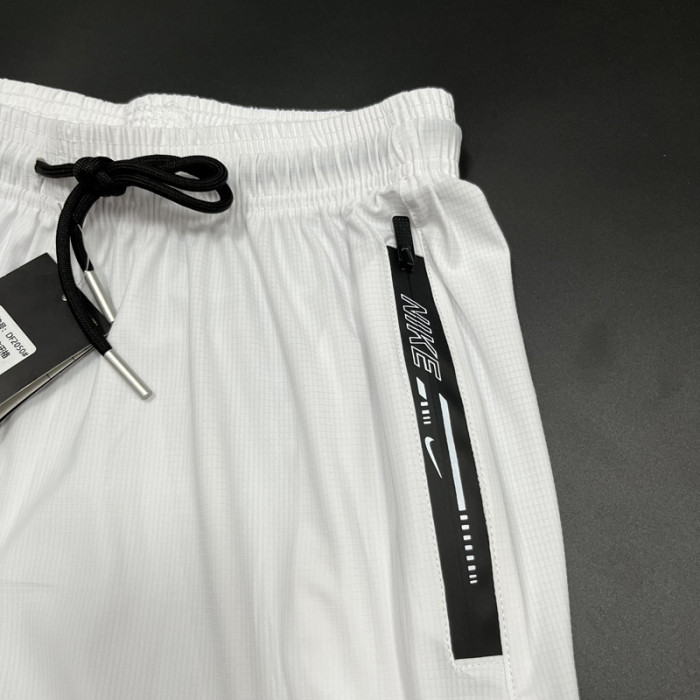 DF2050 NK White Casual Short Pants