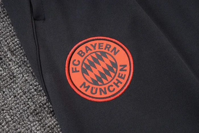 25-26 Bayern Dark gray Half Pull Tracksuit (半拉链)