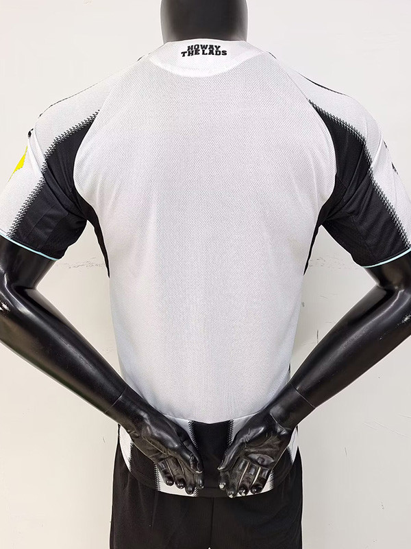 25-26 Newcastle Home Player Version Soccer Jersey
