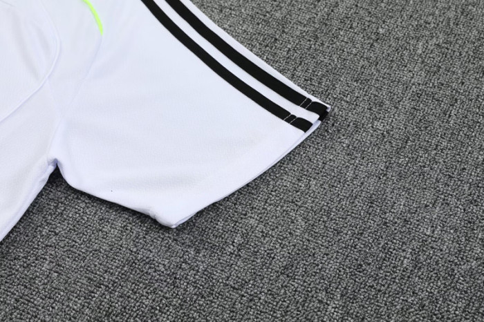 25-26 JUV White Training short Suit