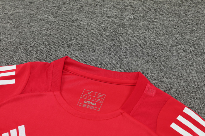 24-25 Man Utd Red Training Short Suit