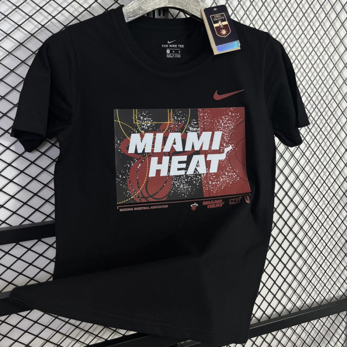 T118 HEAT Black High Quality Casual T-Shirt