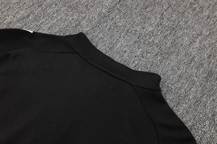 2025 AD Black Half Pull Tracksuit (半拉链)