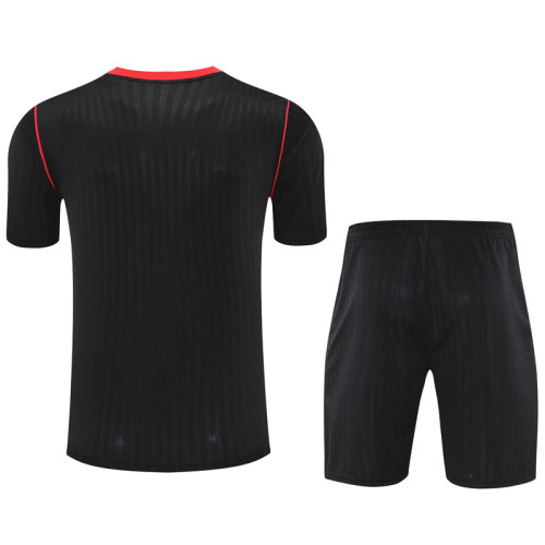 2025-26 Man Utd Black Training Short Suit
