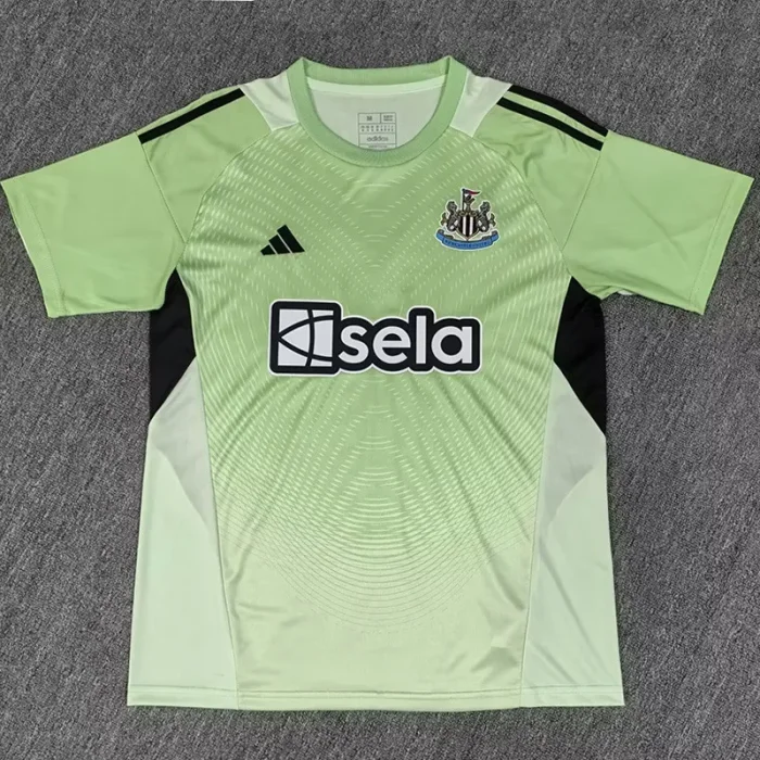 25-26 Newcastle Goalkeeper Fans Soccer Jersey