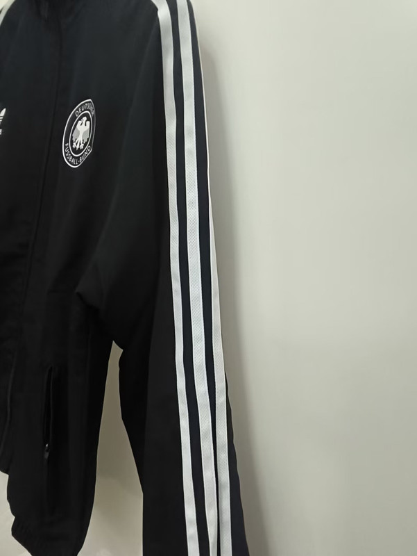 1990 Germany White & Black Retro Double Sided Windbreaker (双面风衣)