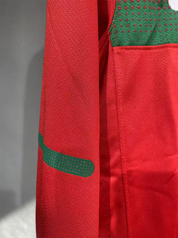 2010 Portugal Home Player Version 长袖球员 Long SleeveRetro Soccer Jersey