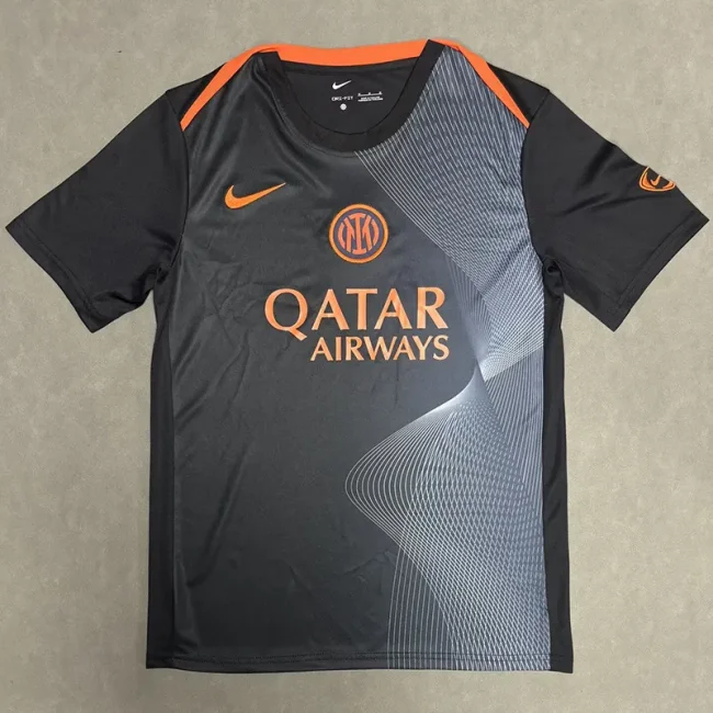 25-26 INT Black Training shirts