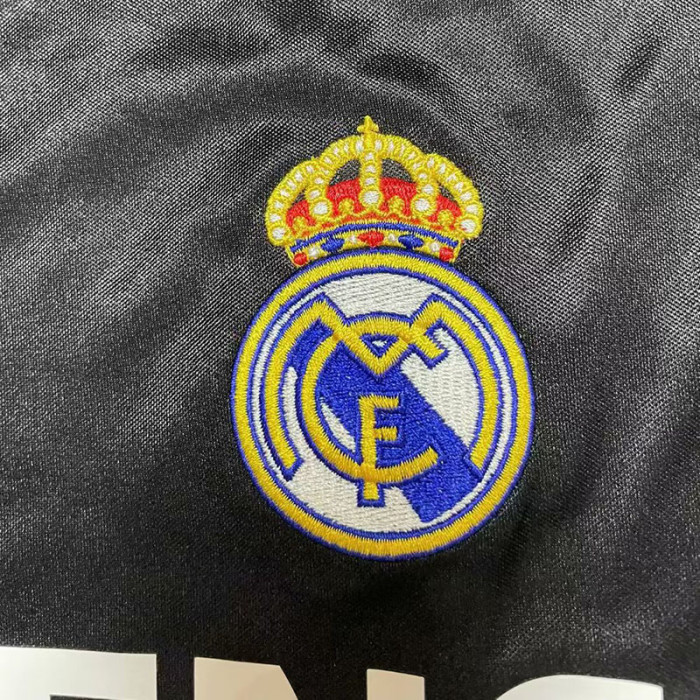 2004-2005 RMA Away Black Retro Soccer Jersey