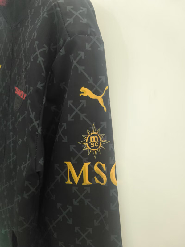 24-25 ACM Red & Black Double Sided Windbreaker (双面风衣)