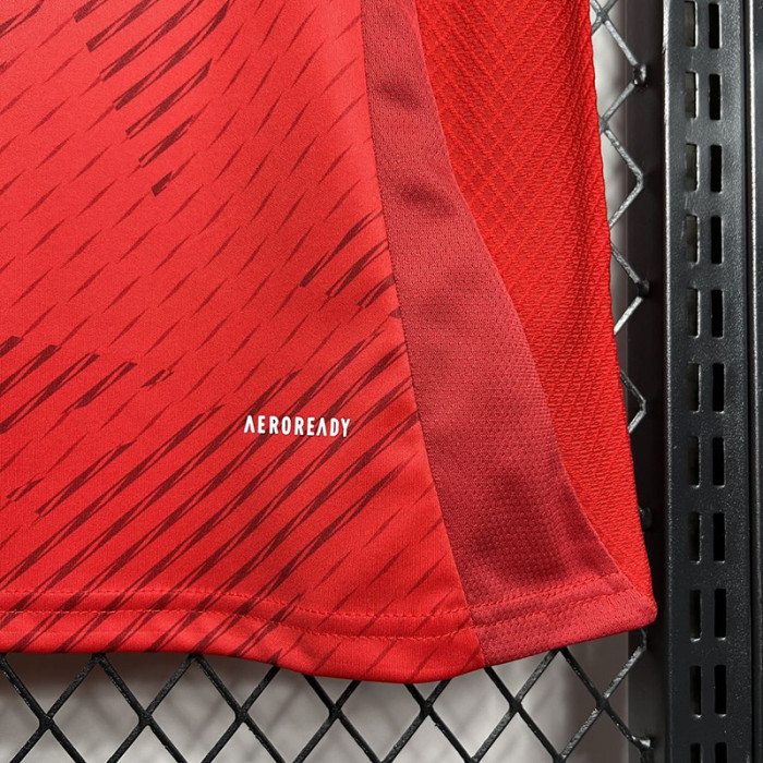 24-25 Nottingham Forest Home Fans Soccer Jersey