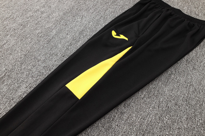 2024 JOM White Half Pull Tracksuit (半拉链)