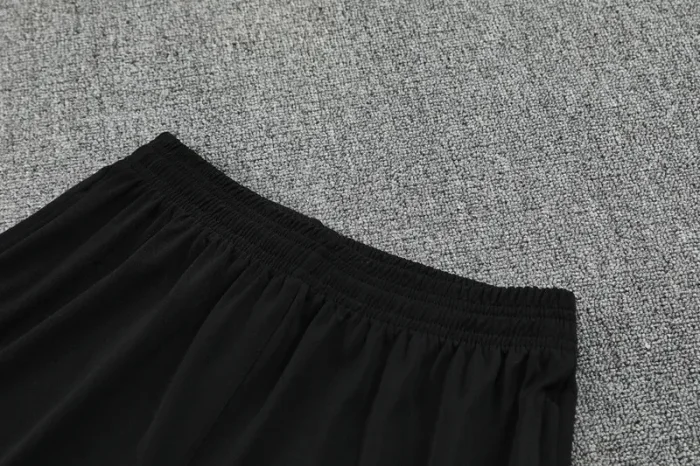 25-26 CHE White Tank top and shorts suit
