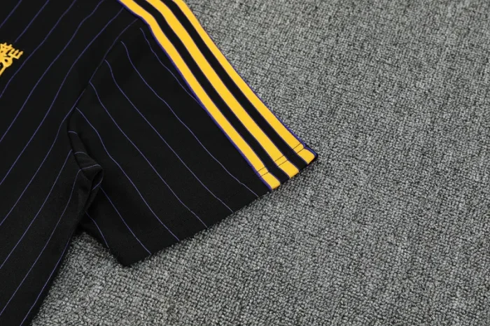 25-26 Man Utd Black Training Short Suit #条纹