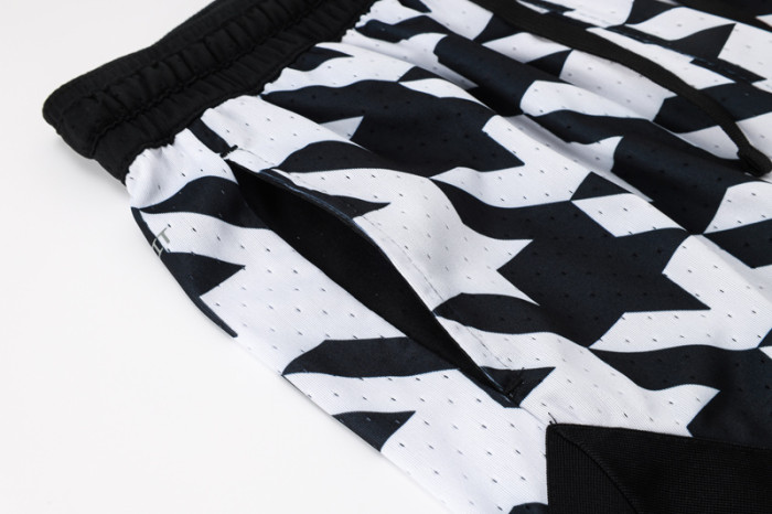 C2446 Jordan Black White Casual Short Pants