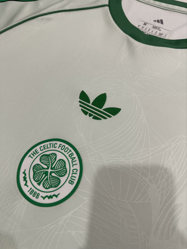 24-25 Celtic Light Green Special Edition Fans Soccer Jersey